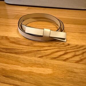 Stylish Cream Bow Belt